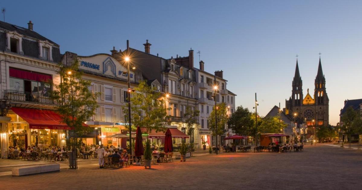 T3 Moulins Avec Garage Proche Gare Apartment Bagian luar foto